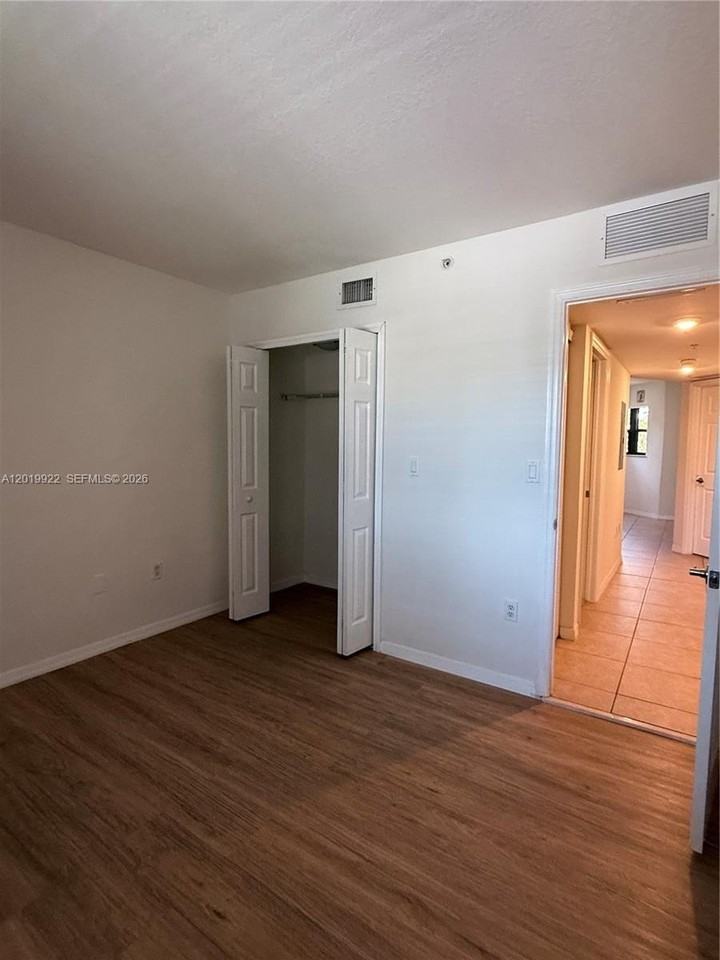 22731 Sw 88th Pl #205 - Photo 5 of 12
