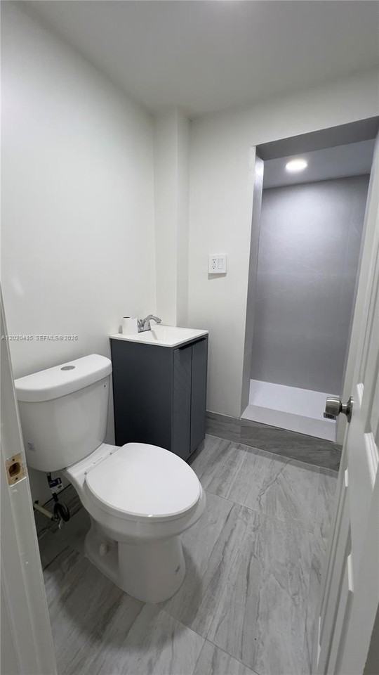 1845 Bay Rd #1 - Photo 7 of 9