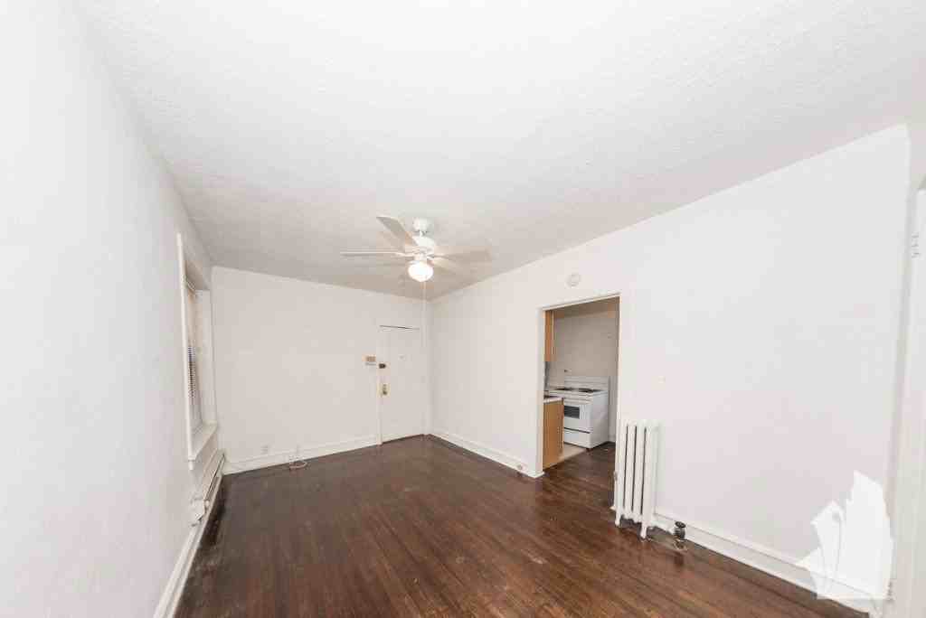 N Bissell St #2E - Photo 4 of 7