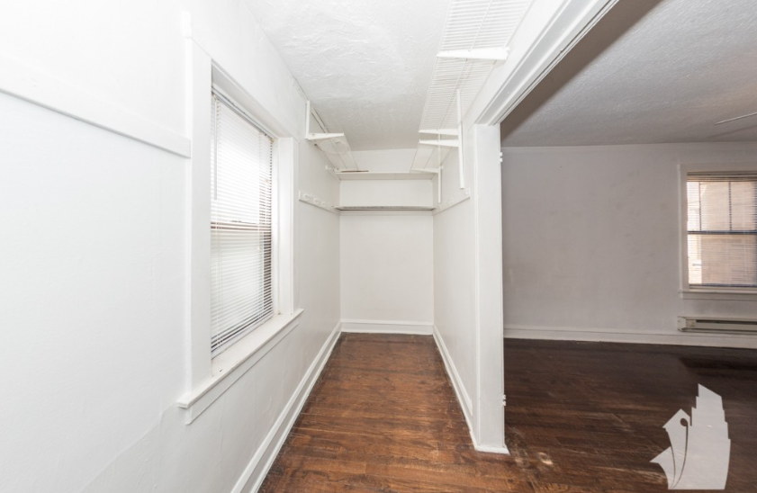 N Bissell St #2E - Photo 6 of 7
