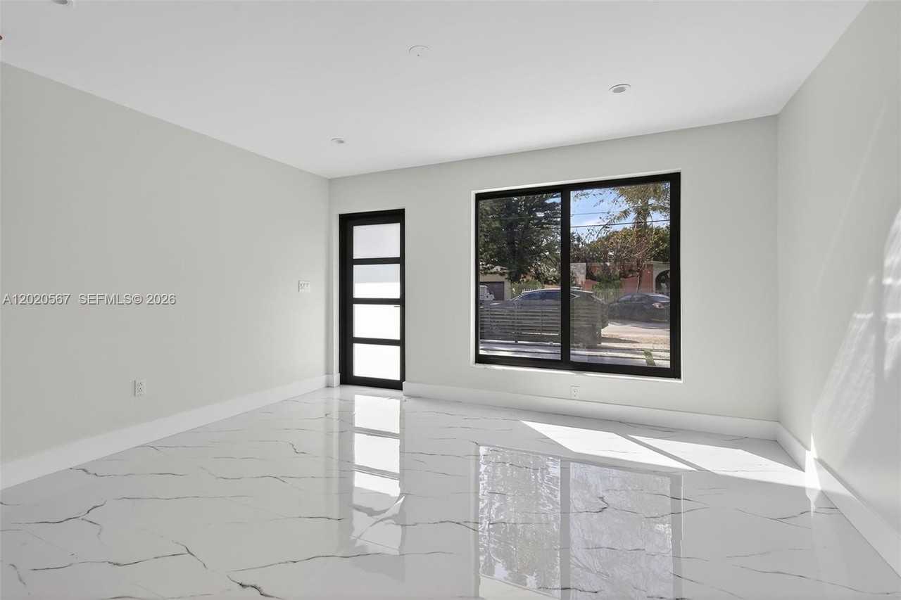 53 Nw 68th St #0 - Photo 2 of 32