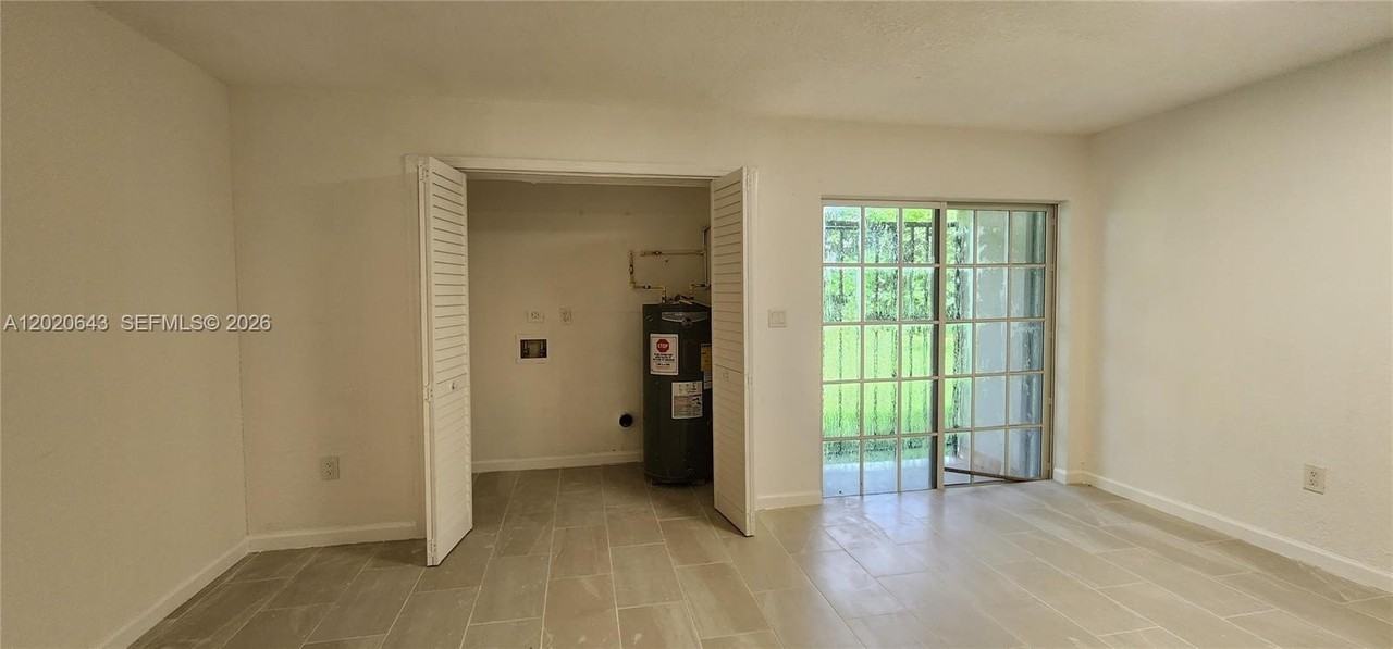 10380 Nw 10th Ave #10380 - Photo 6 of 21