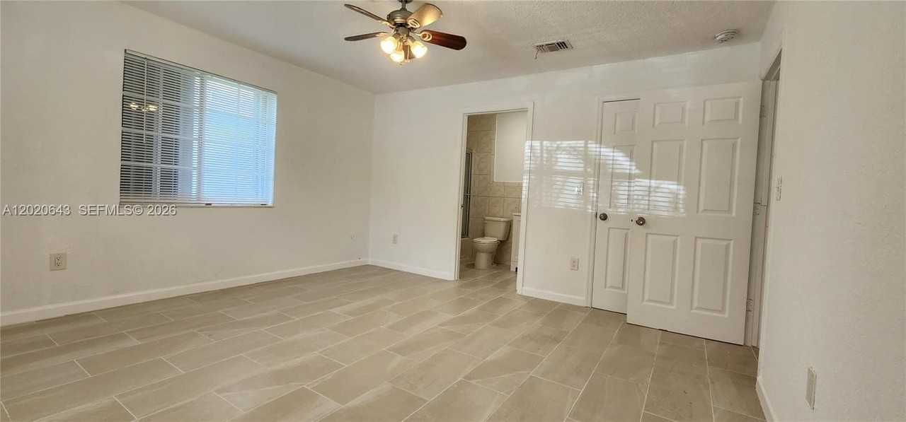 10380 Nw 10th Ave #10380 - Photo 7 of 21