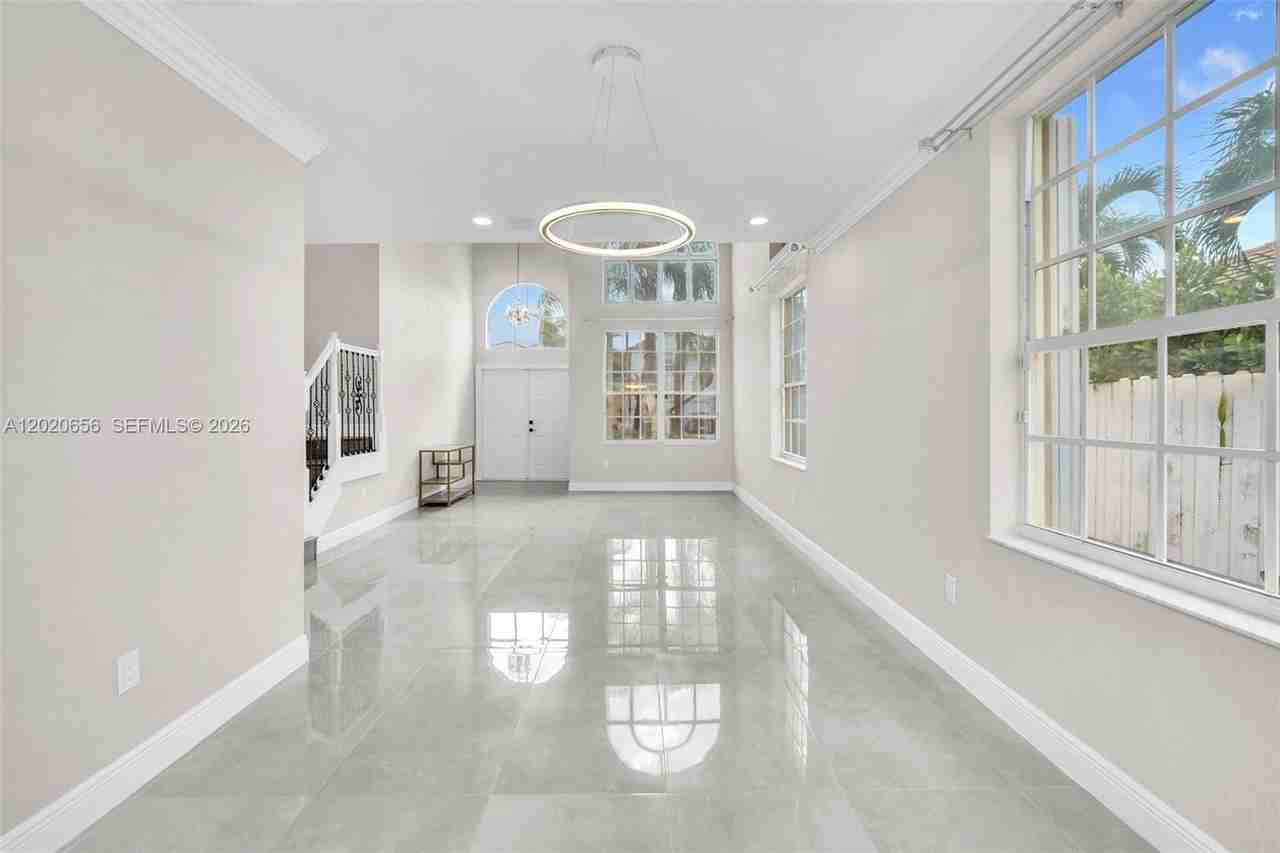 15891 Nw 15th Ct - Photo 7 of 50