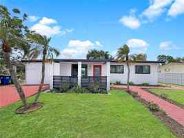 featured image of 17311 Nw 49th Ave