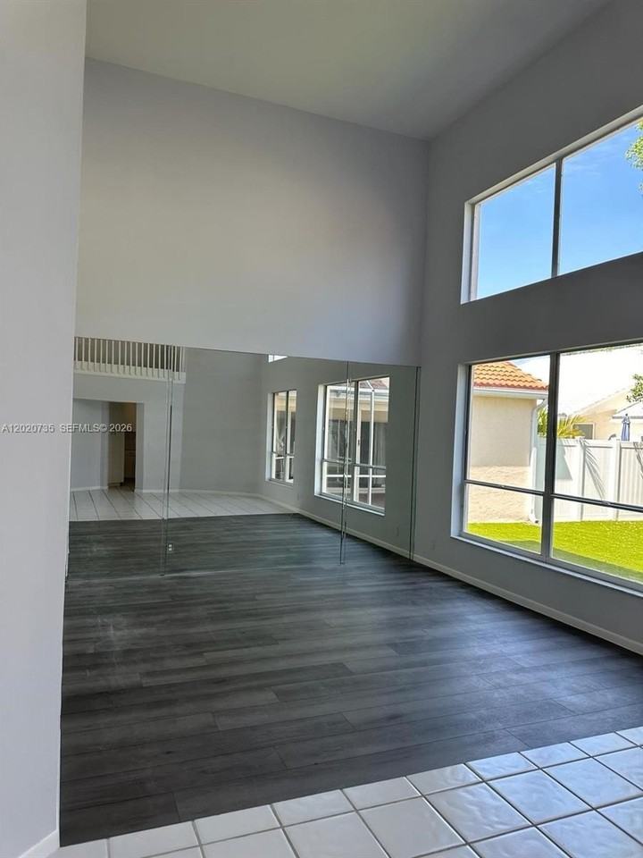 17244 Balboa Point Way - Photo 5 of 50