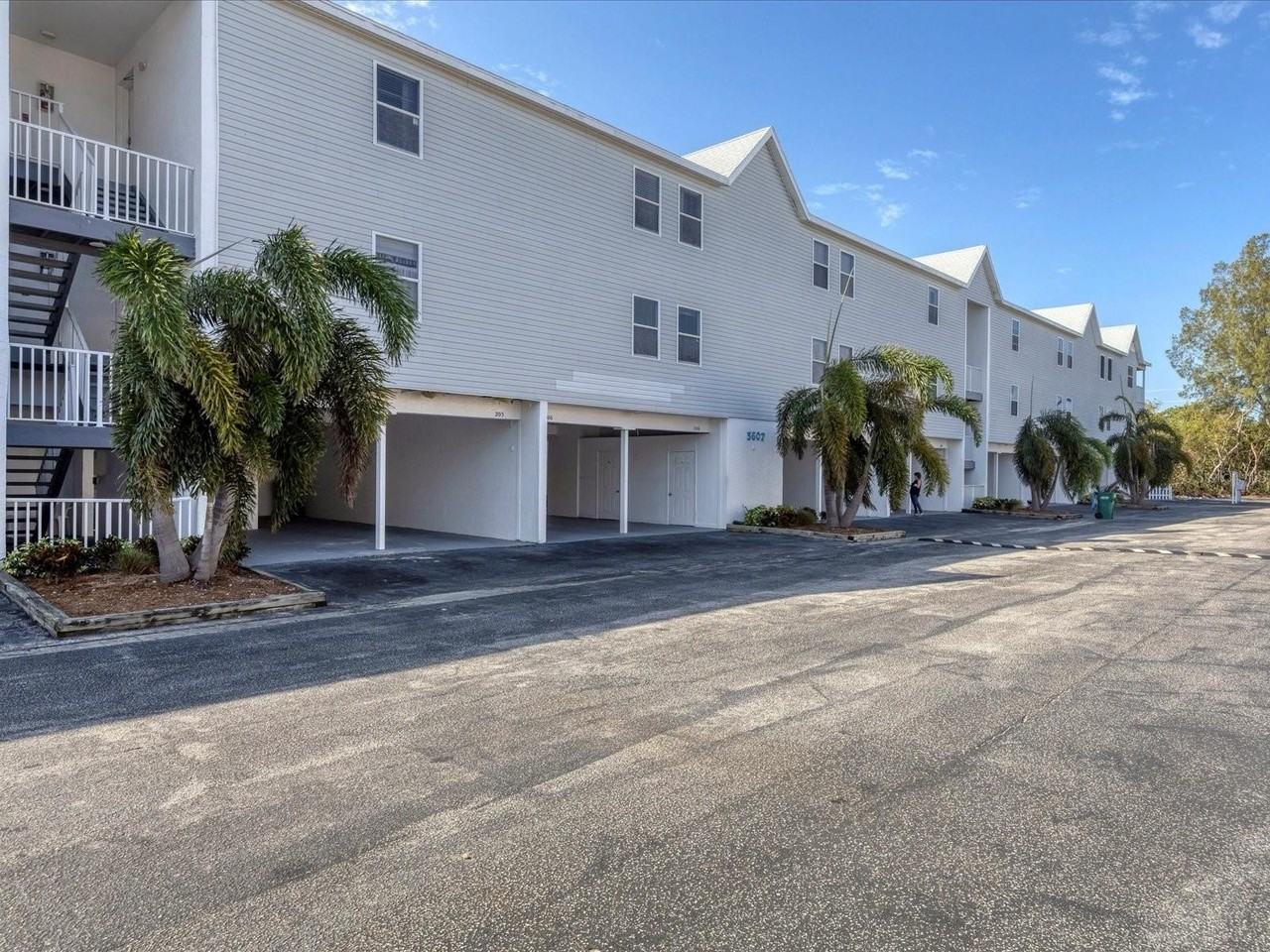 3607 E Bay Dr #206 - Photo 2 of 29