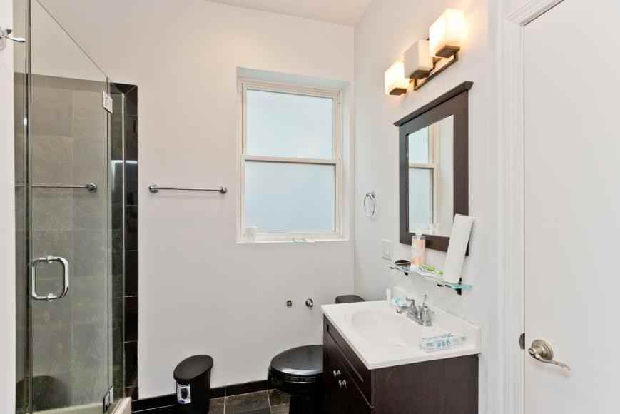 2439 W Homer St - Photo 6 of 10