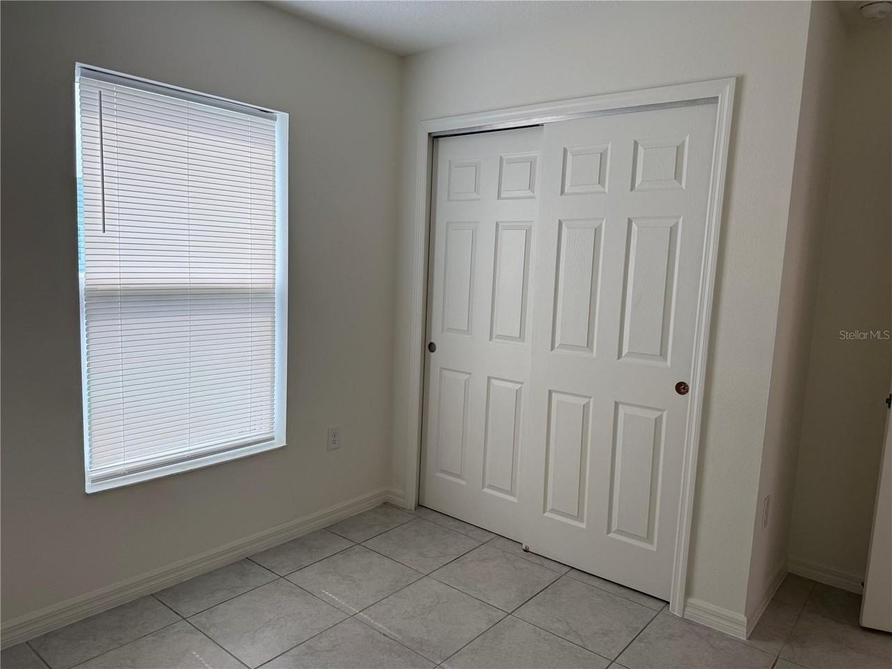 432 Summer Grove Ln - Photo 3 of 17