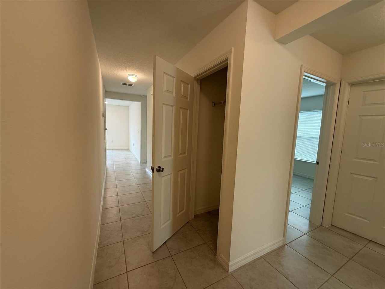 432 Summer Grove Ln - Photo 6 of 17