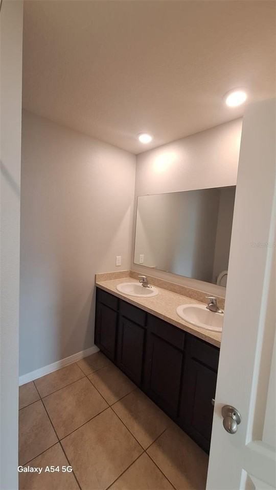 754 Chinoy Rd - Photo 5 of 7