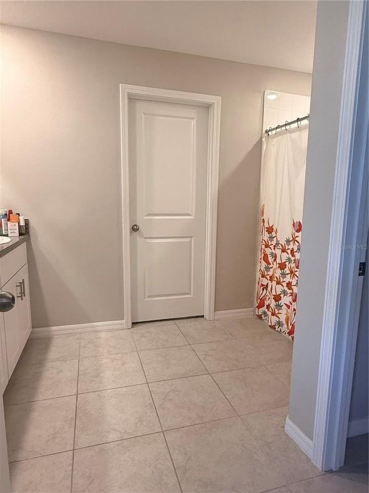 13790 Sea Bridge Dr - Photo 4 of 5