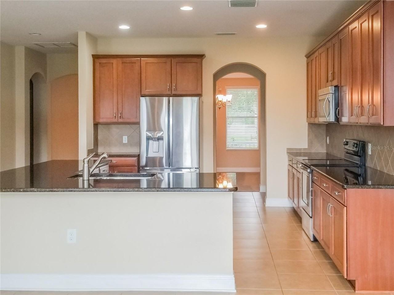 20127 Oakflower Ave - Photo 7 of 50