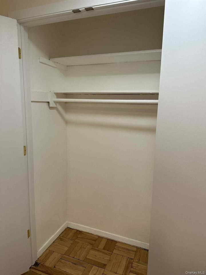 250 N Broadway #2E - Photo 5 of 11
