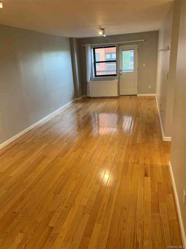 8730 62nd Ave #5E - Photo 2 of 10