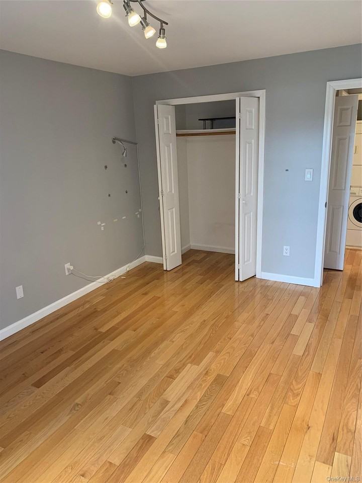 8730 62nd Ave #5E - Photo 3 of 10