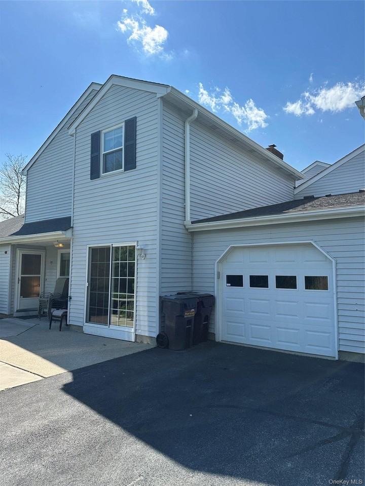 202 Homestead Village Dr - Photo 3 of 34