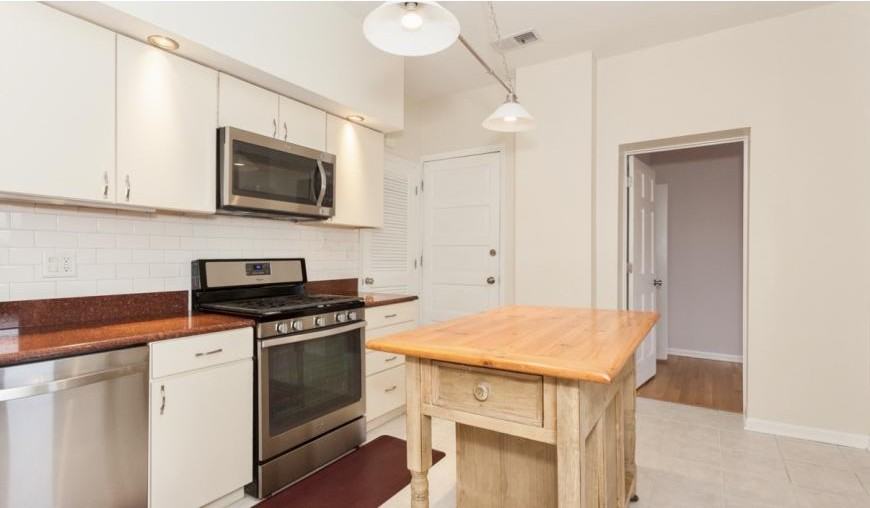2204 N Clybourn Ave - Photo 5 of 5