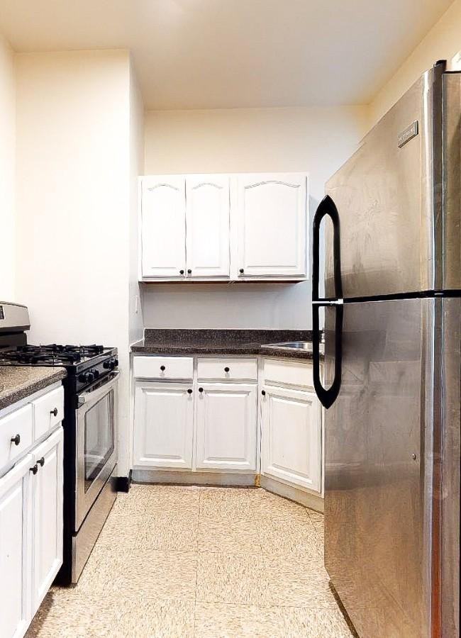 257 W 116th St - Photo 3 of 4