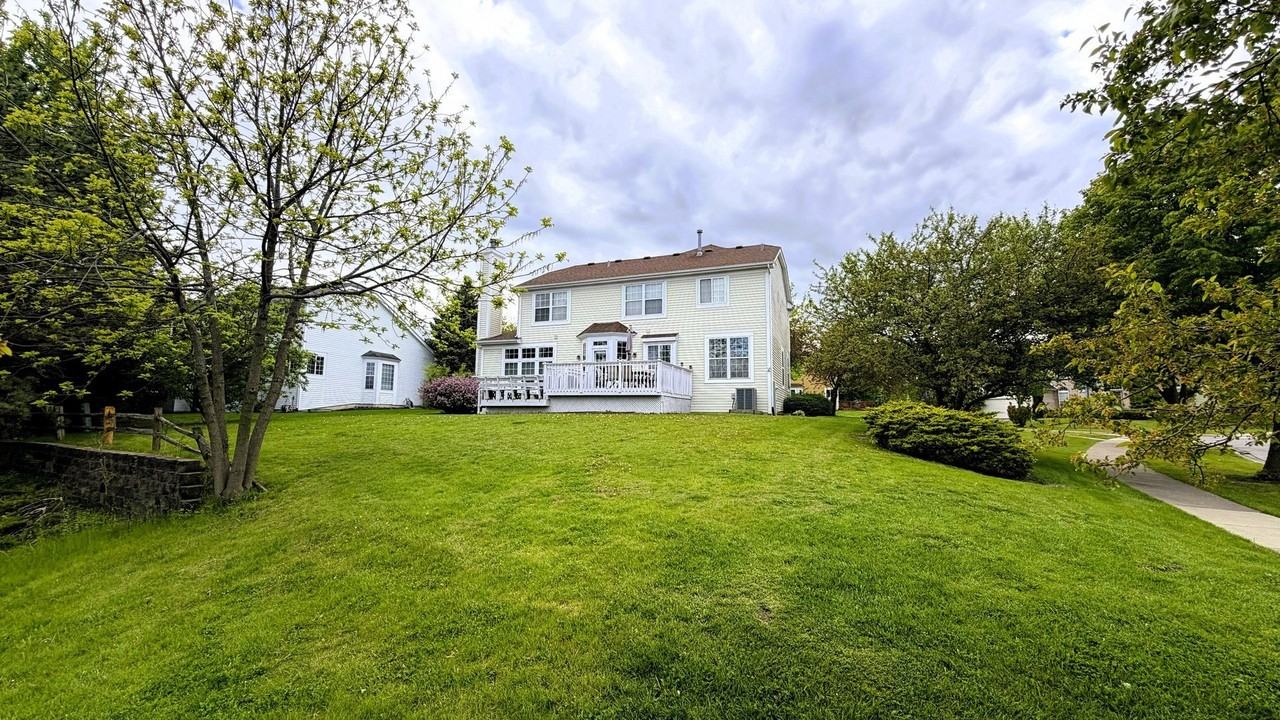 1101 Andover Dr - Photo 4 of 23