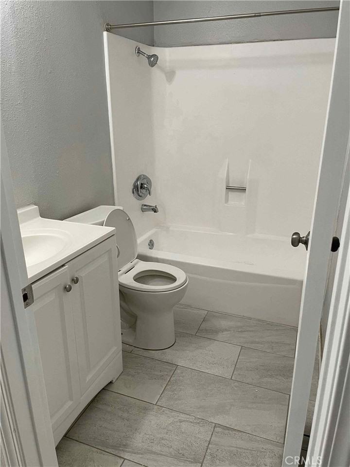 40155 178th St E - Photo 5 of 7