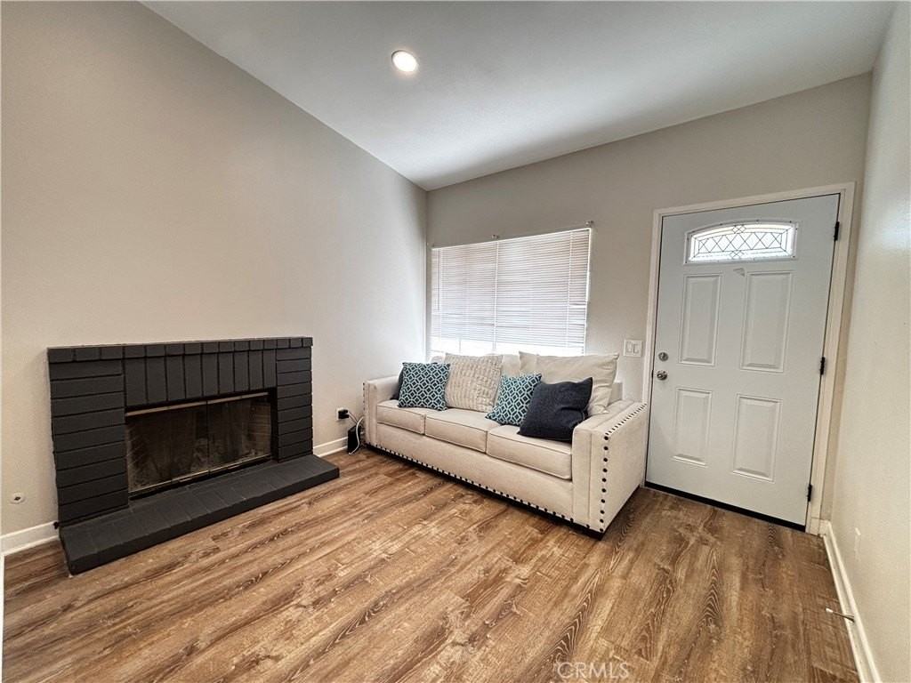 14890 Lavender Ln - Photo 2 of 10
