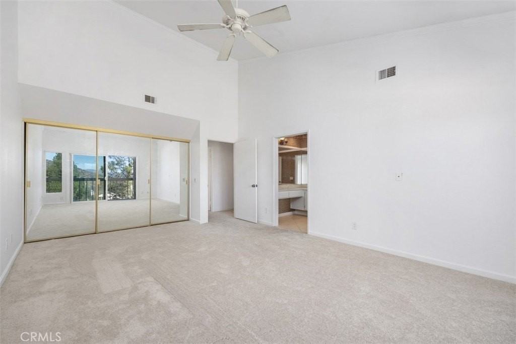 17818 Villamoura Dr - Photo 4 of 40
