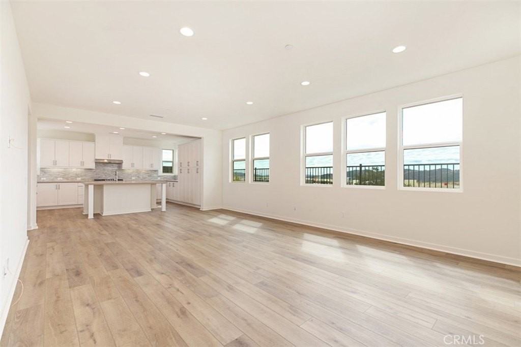 23 Alienta Ln - Photo 3 of 45