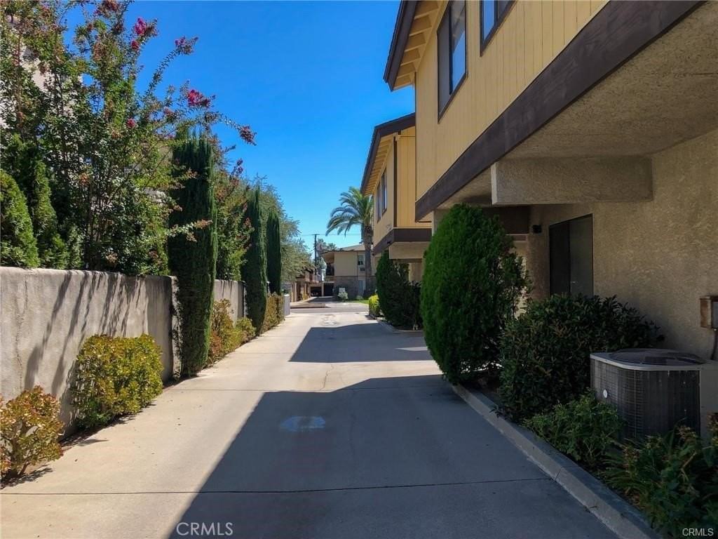 835 Arcadia Ave #3 - Photo 2 of 12