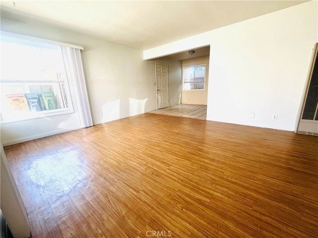 4824 W 117th St - Photo 4 of 18