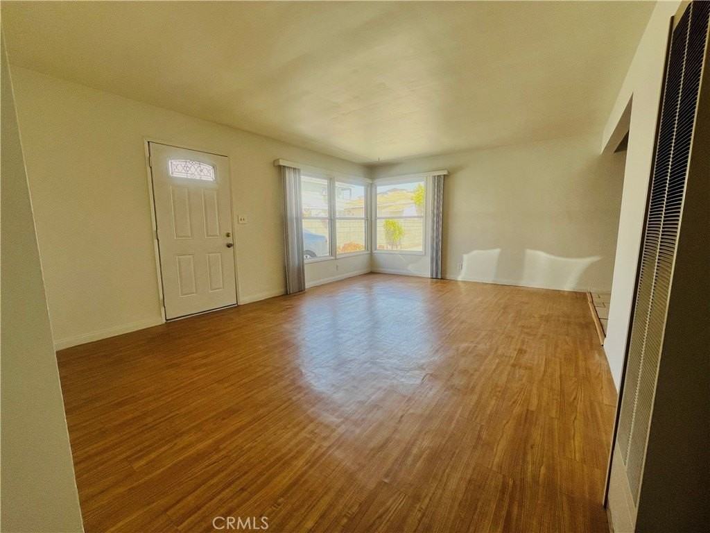 4824 W 117th St - Photo 5 of 18