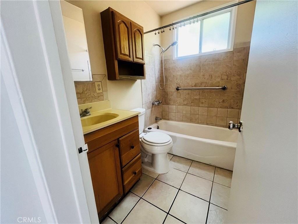 4824 W 117th St - Photo 7 of 18