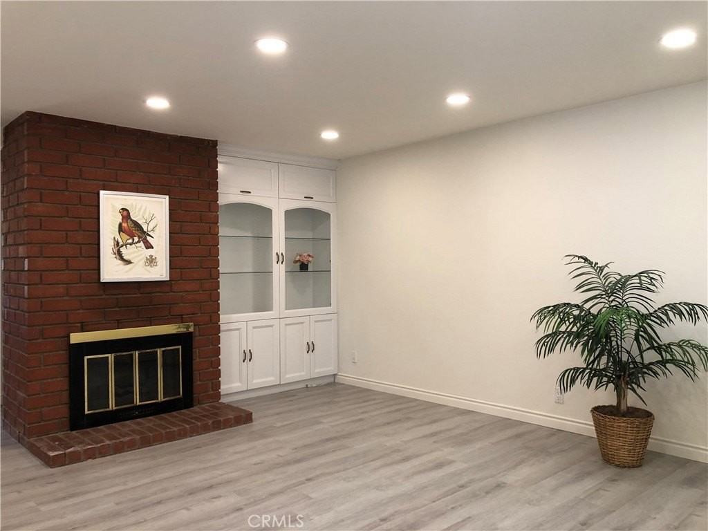 2817 Merlin Ave - Photo 4 of 25
