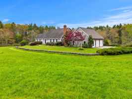featured image of 295 Wadleigh Falls Rd