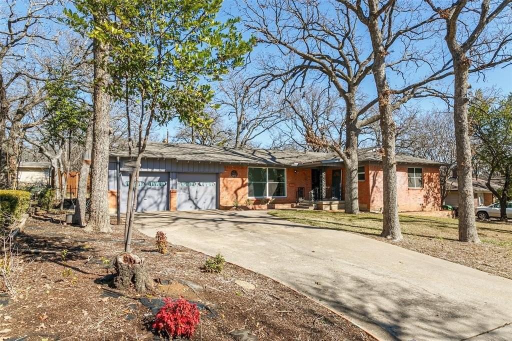 604 Oakwood Ave - Photo 2 of 24