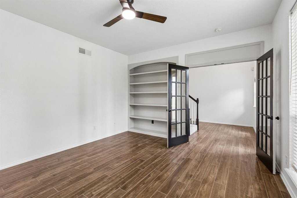 3420 Druid Way - Photo 5 of 31