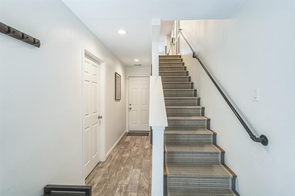 4103 Avondale Ave #5 - Photo 3 of 37