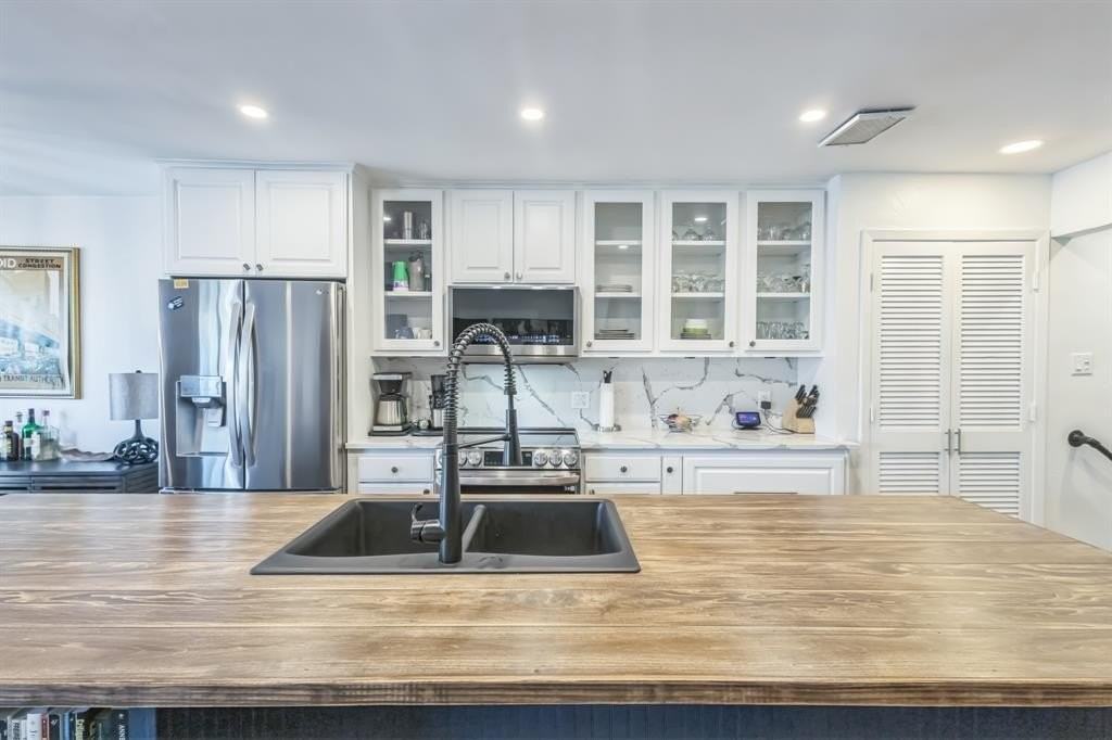 4103 Avondale Ave #5 - Photo 5 of 37