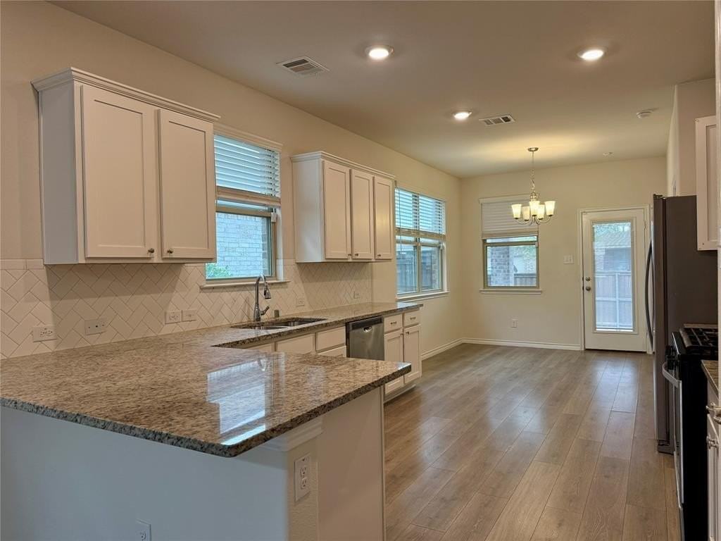 2344 Pyrite Dr - Photo 4 of 17