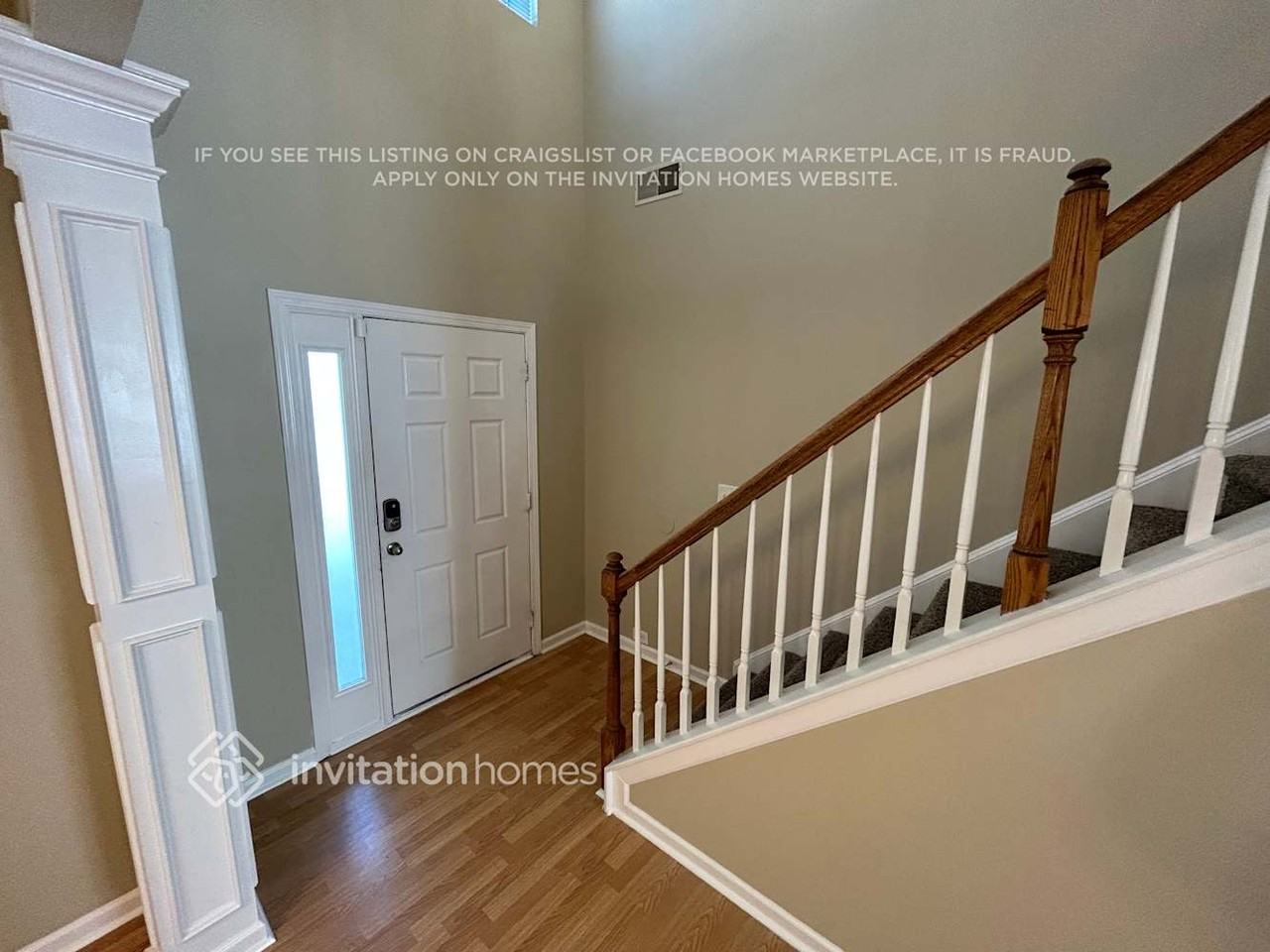 3832 Broadwater Ct - Photo 4 of 35