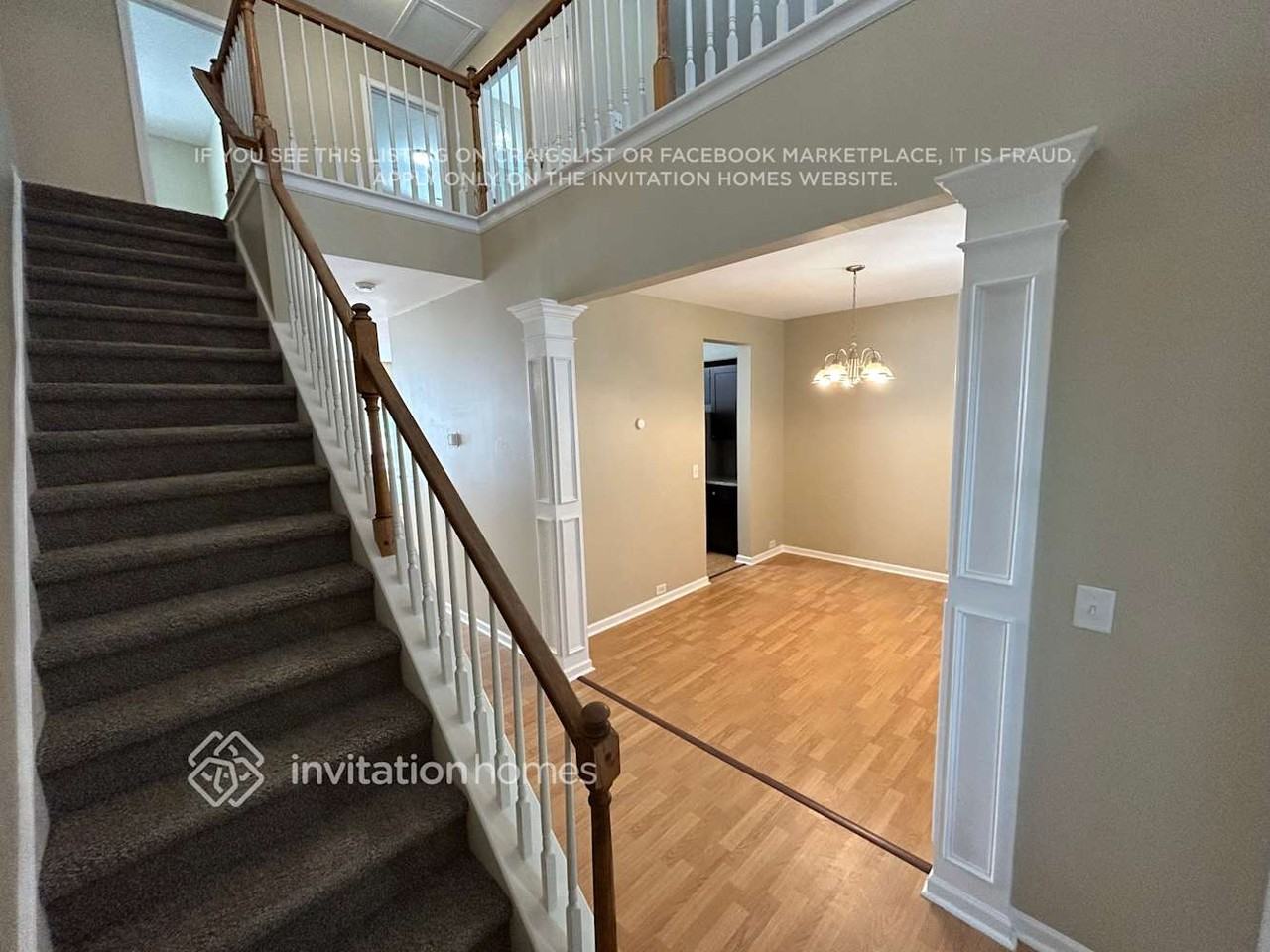 3832 Broadwater Ct - Photo 6 of 35