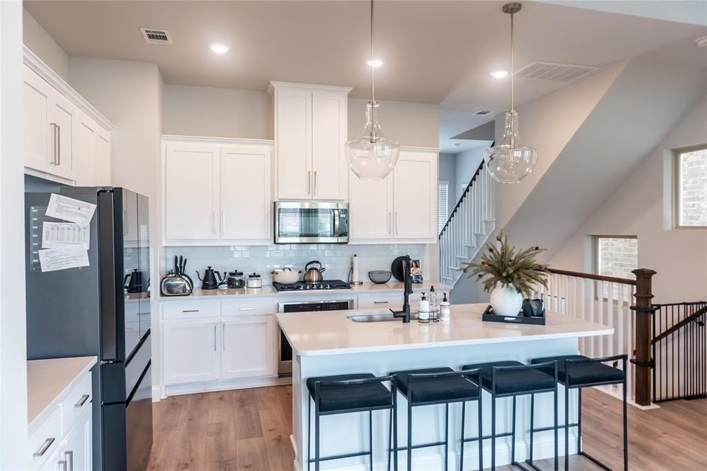 2216 Palomino St - Photo 5 of 20