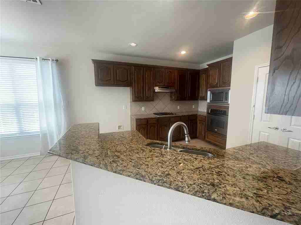 3605 Camino Trl - Photo 4 of 20