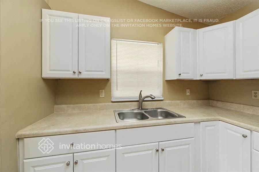 1325 Periwinkle Ct - Photo 7 of 21
