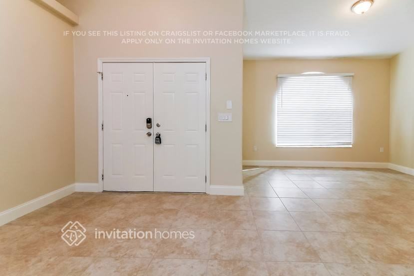 8723 Nw 142nd Ln - Photo 2 of 31