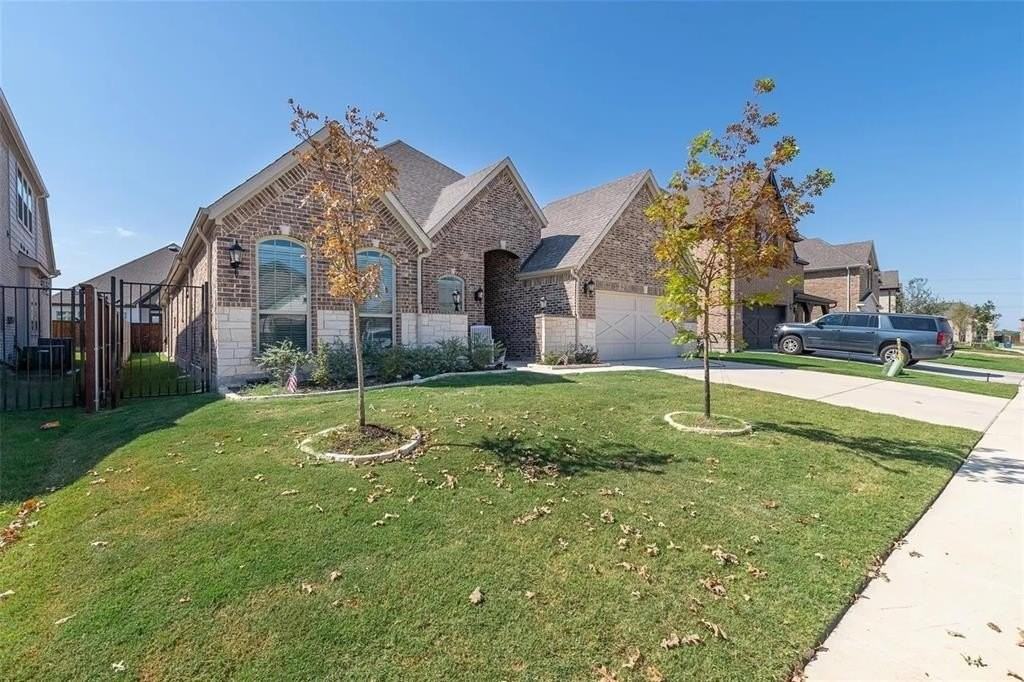 543 Logans Lndg - Photo 3 of 30