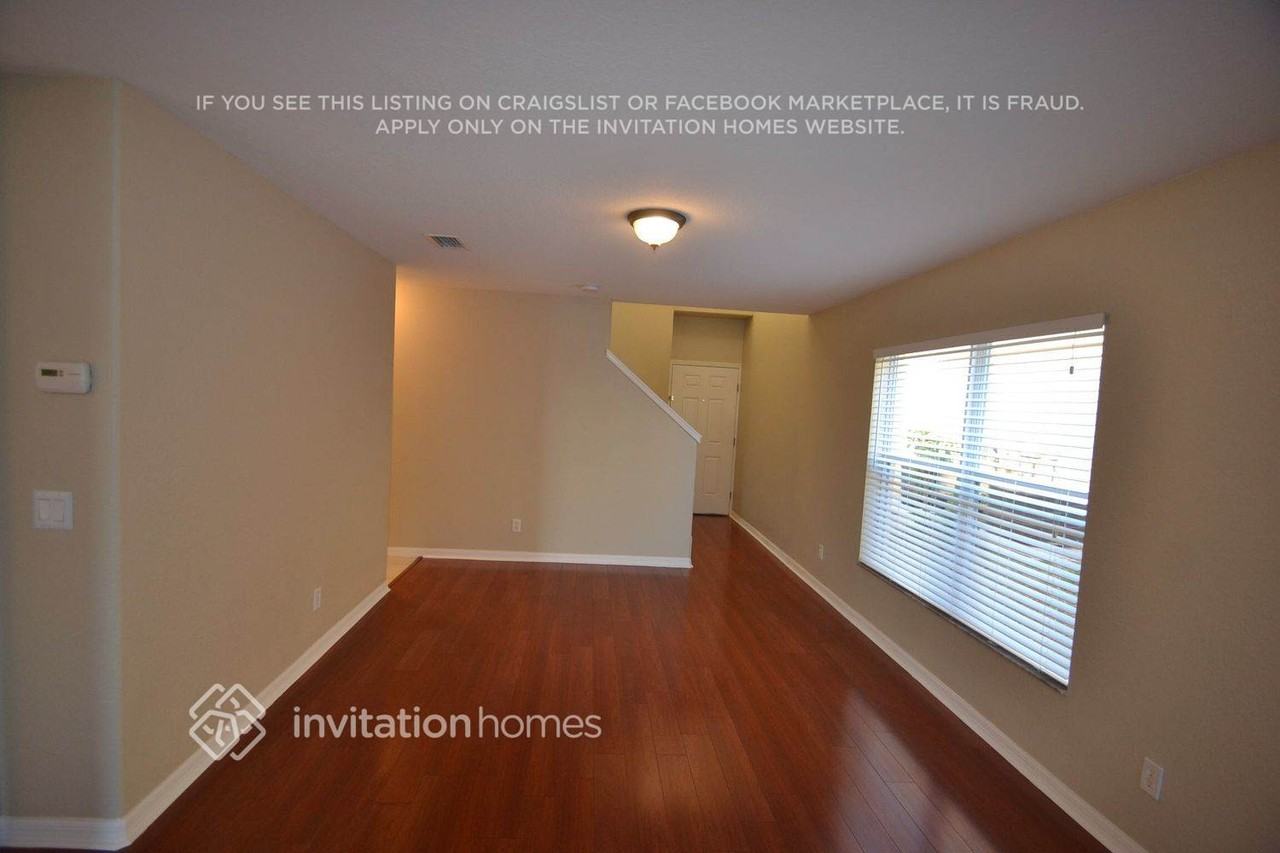309 Beacon Harbour Loop - Photo 2 of 9