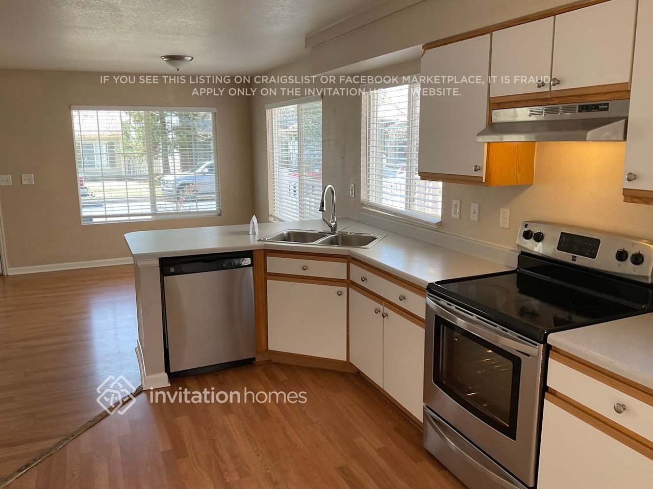4702 Orleans St - Photo 6 of 14