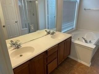 1740 Hidden Brook Dr - Photo 6 of 10