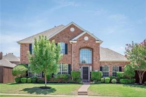 featured image of 2712 Oakland Hills Dr